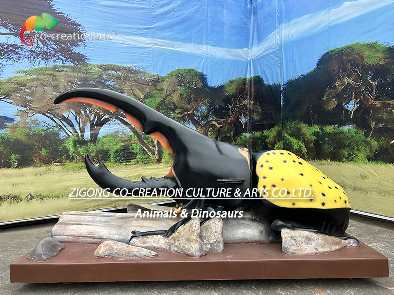 Durable Fiberglass Hercules Beetle For Theme Park Display And Decoration