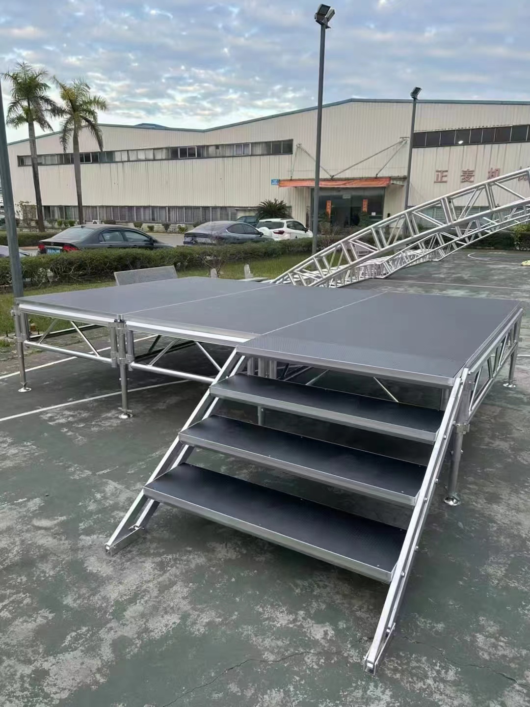 4ft X 8ft Portable Event Stage Platform Aluminum Glass Stage Platform