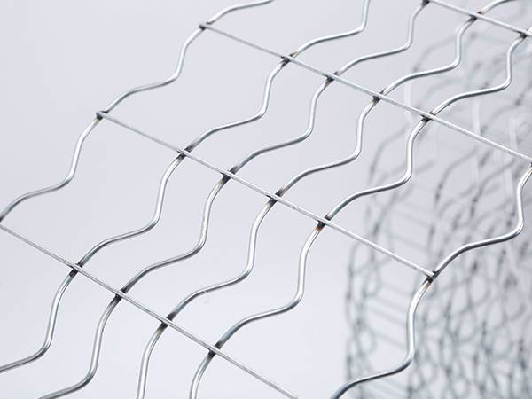 The side view of CWC mesh with 8 line wires