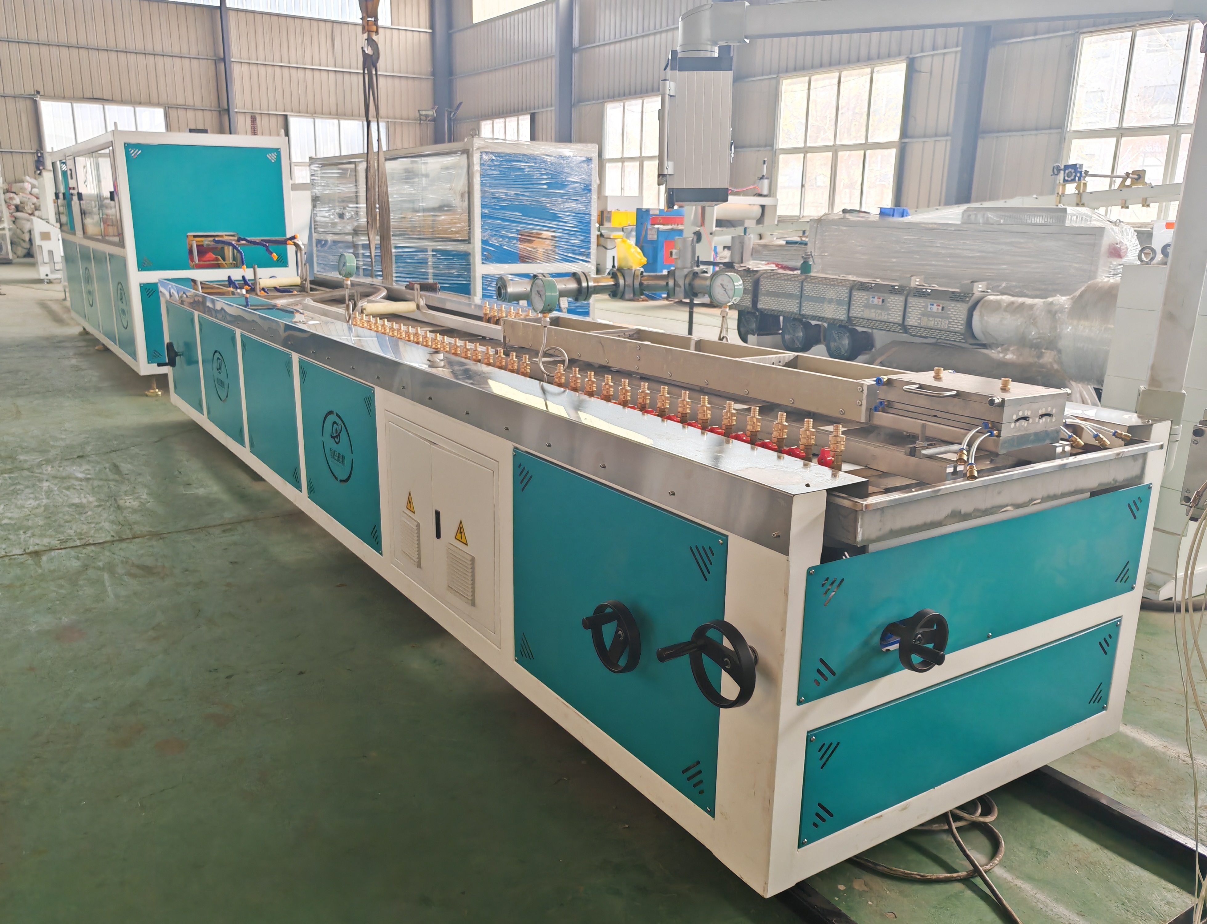 Precise Plastic Profile Extrusion Machine for UPVC Window Door Profiles with ABB / DELTA Inverter