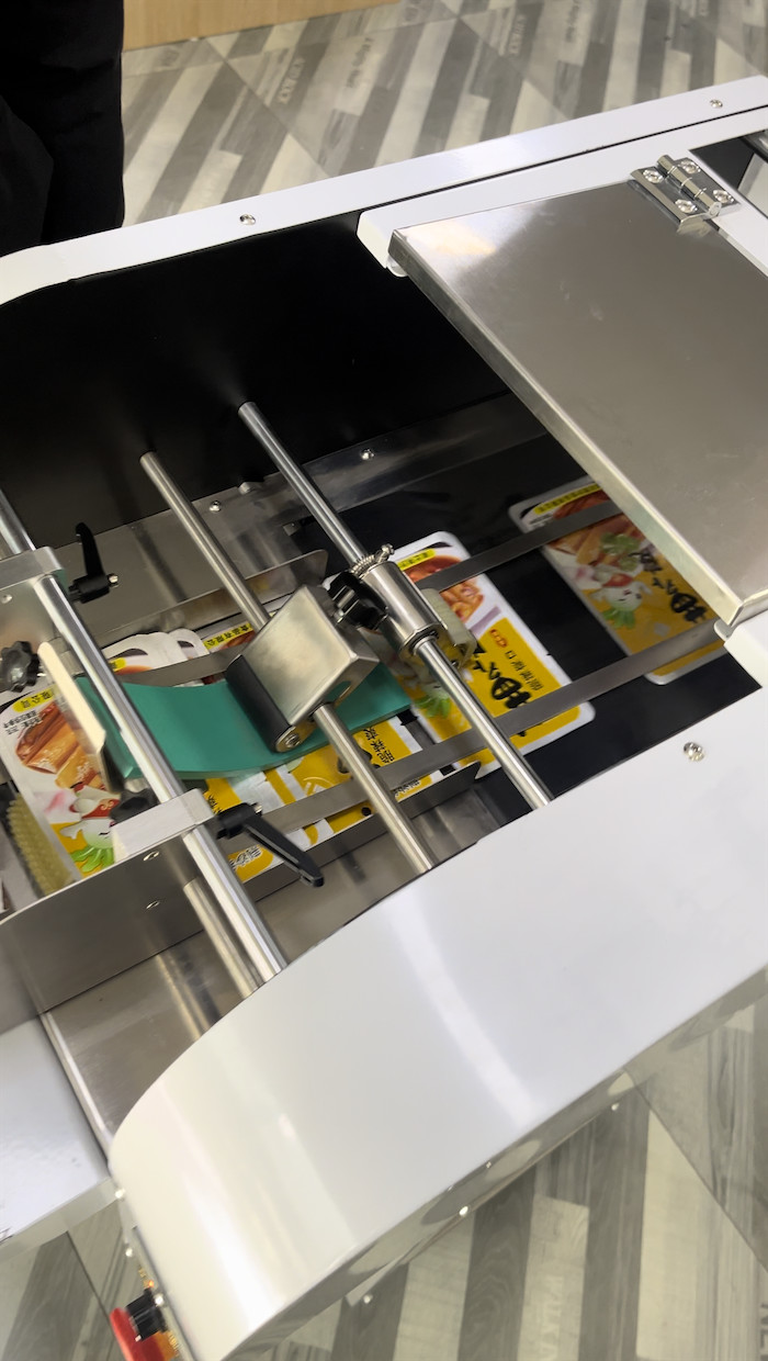 Fully automatic inkjet paging machine, printing date, code