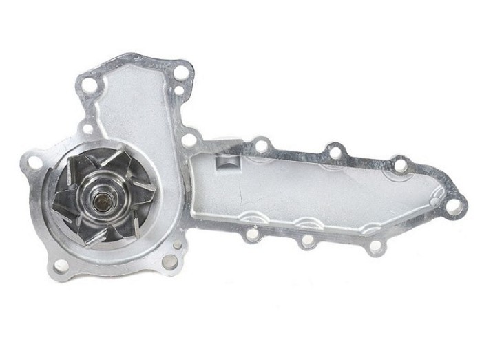 Kubota Forklift Tractor V2203 Engine Water Pump