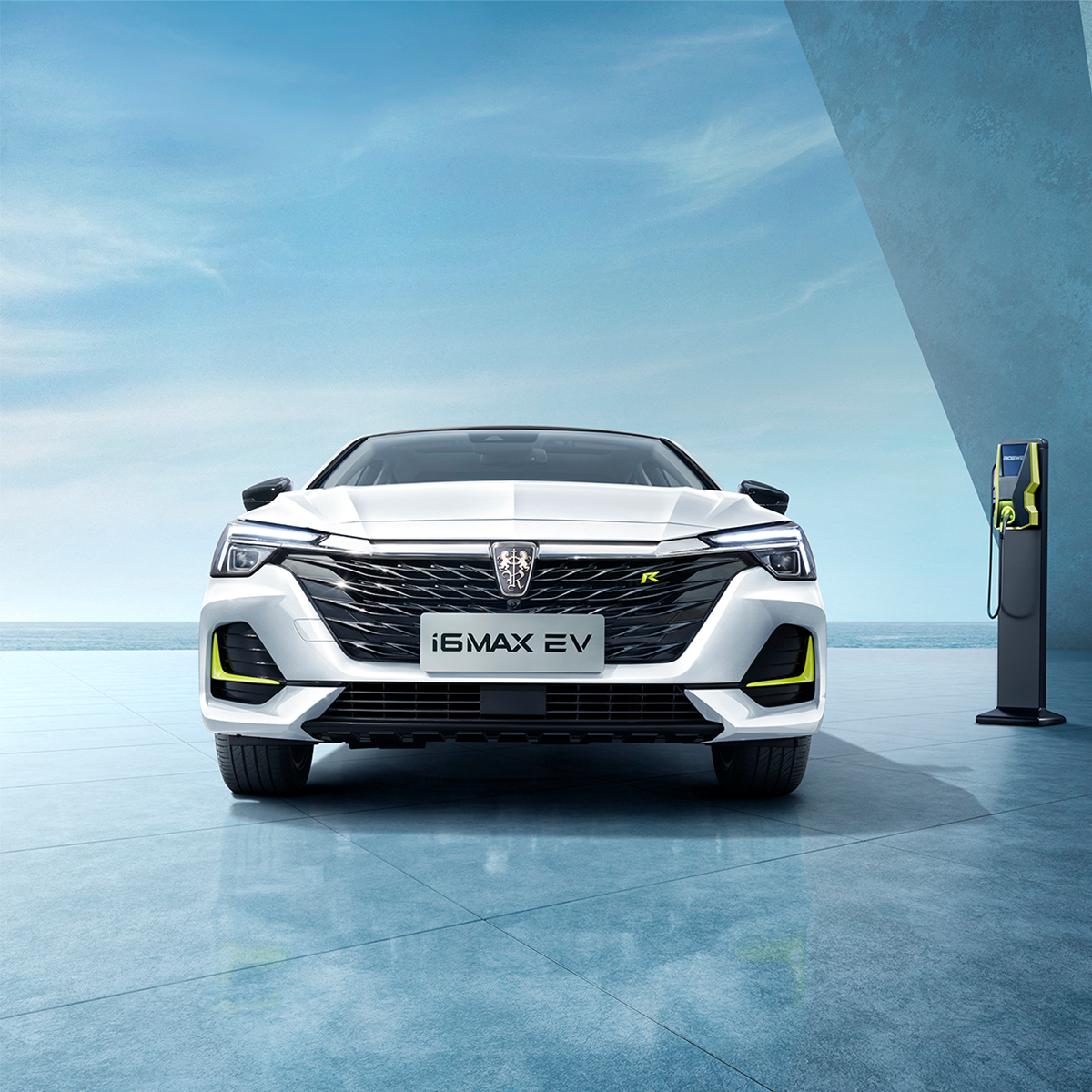 Electric Car for Adult ROEWE I6MAX EV Left Steering Ternary Lithium Electricity 5 Seats Motor Cars Electric Cars