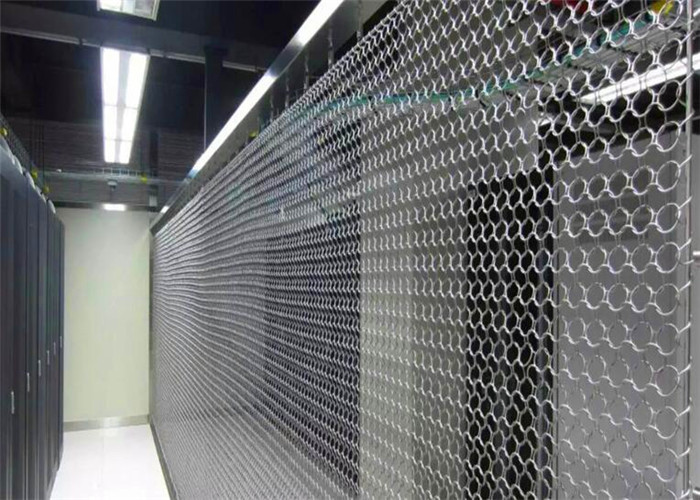 Stainless Steel Anti Cut Metal Ring Mesh Chainmail Mesh Use For Exhibition Halls