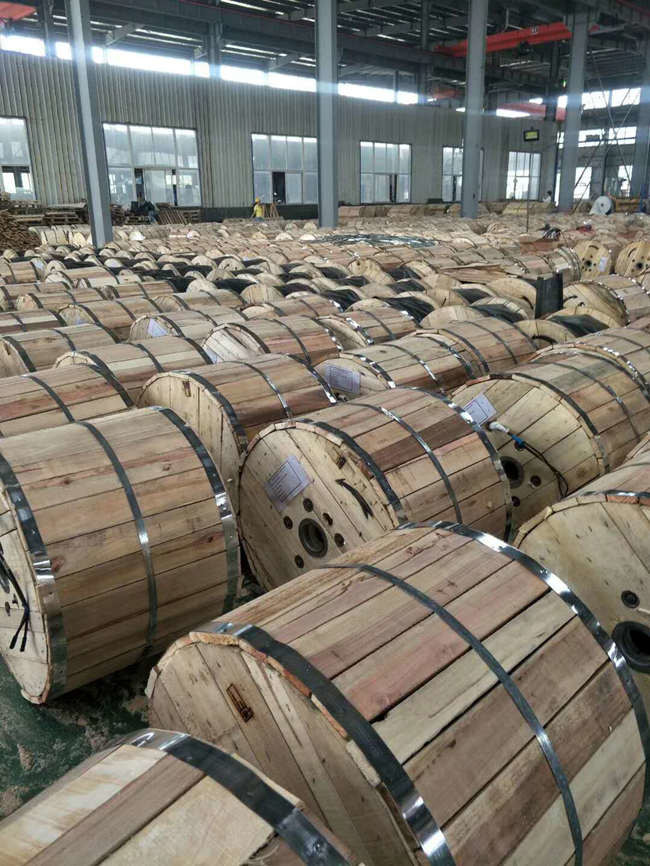 LSZH Fire Resistant Cables SAW 4 Core Power Cable LSOH