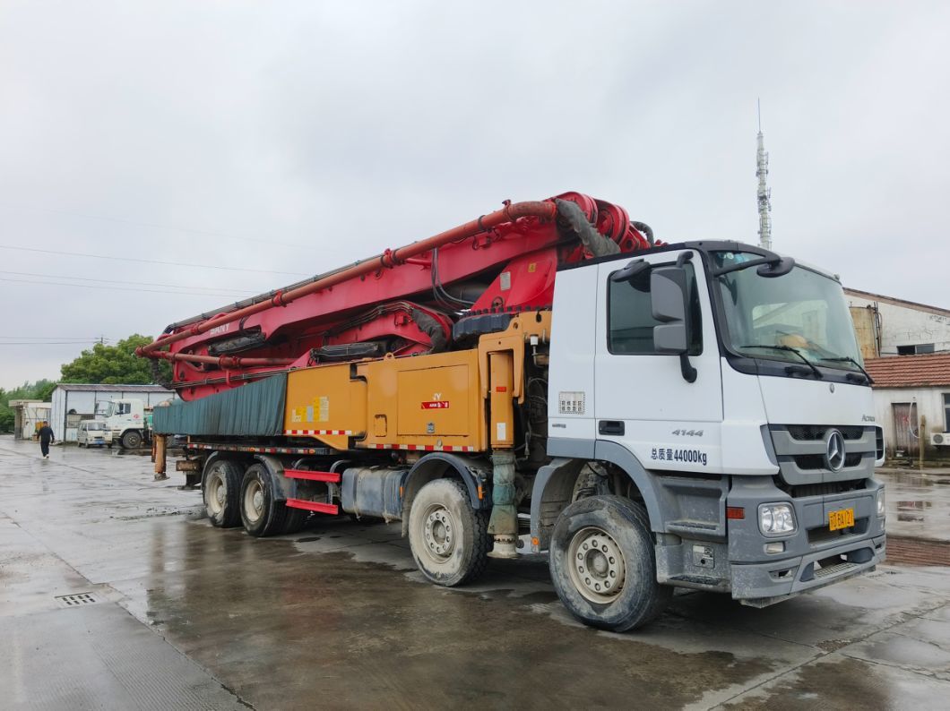 Used Mercedes Chassis Mounted 19 Year Old SA Ny Concrete Pump Truck for Sale