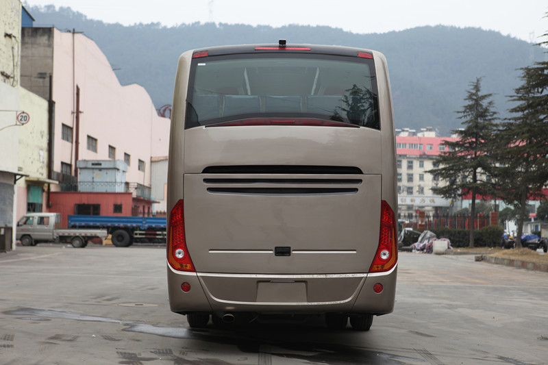 Used Luxury 45-47 Seats LHD Tourist Coach Bus for Your Customer Requirements