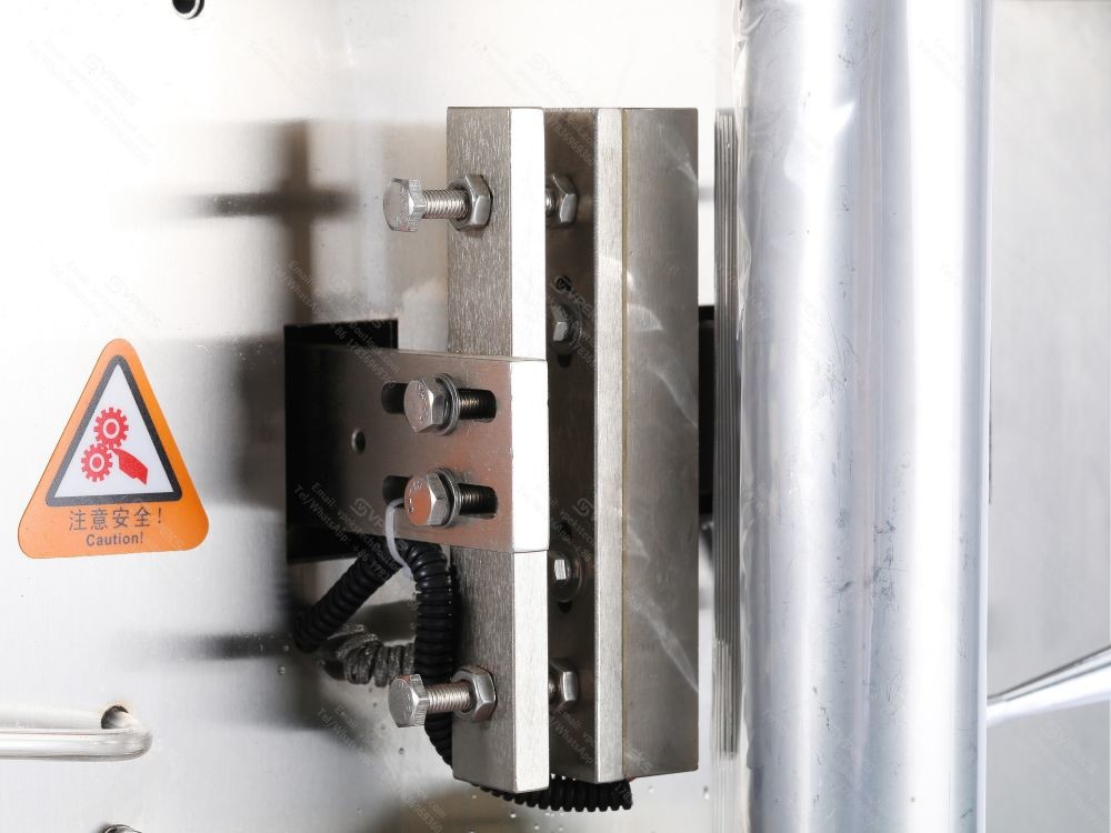 Stainless Steel Yogurt Cup Filling And Sealing Machine
