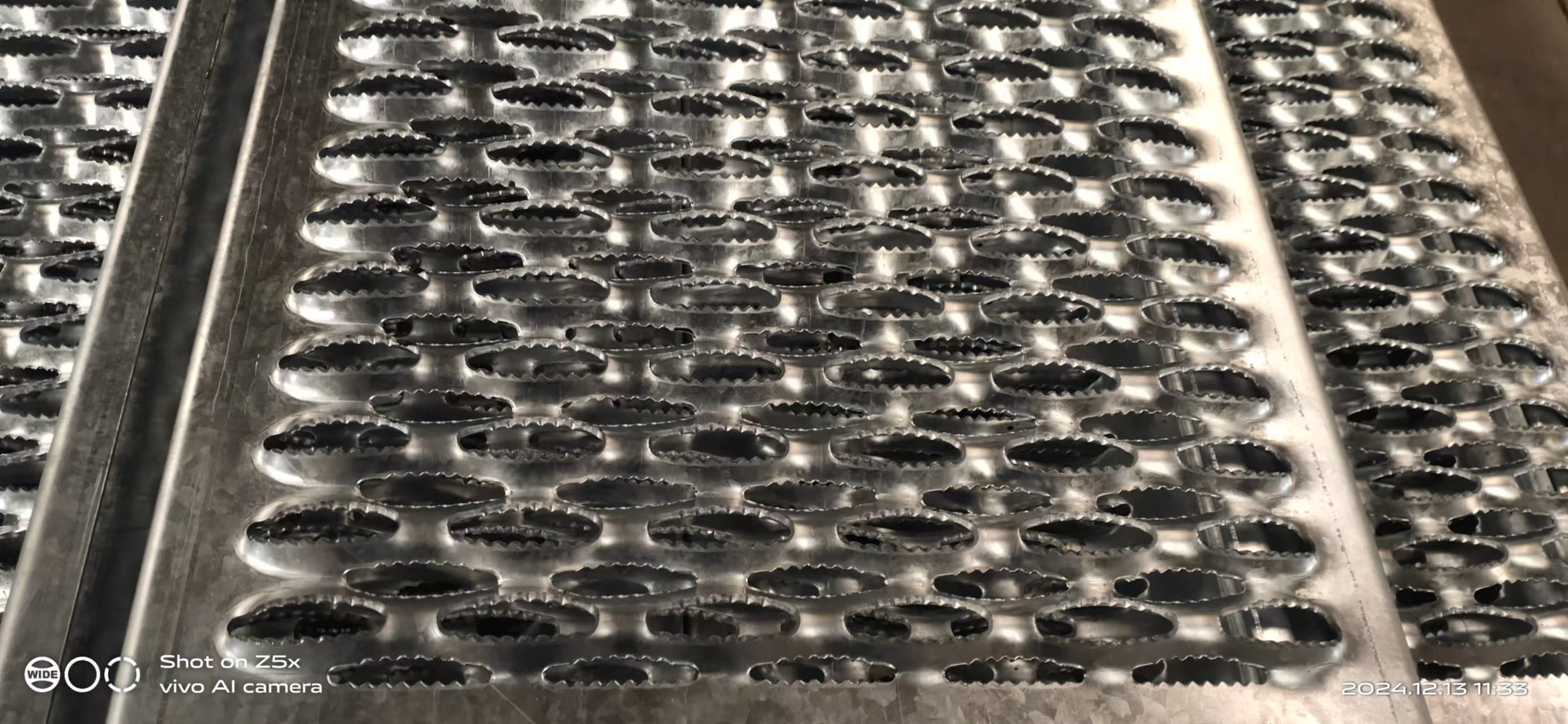 grip strut grating