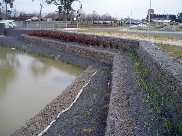 Galvanized Galfan Hexagonal gabion box Reinforcing the Rive Bank