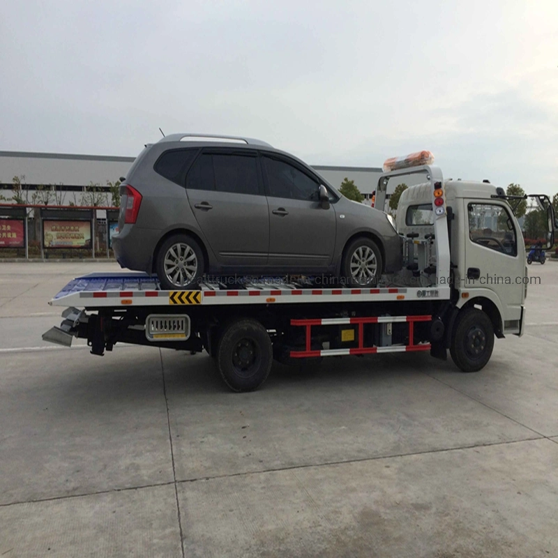 Dongfeng Flatbed Wrecker Small Tow Truck with 110 Kw Engine Power 7500X2300X2500 mm