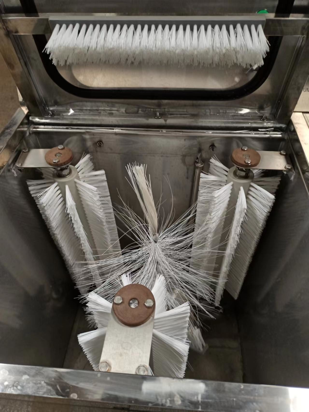 3-5 Gallon Semi Auto Brush Washer Manual Feed Single Station With Full SUS304