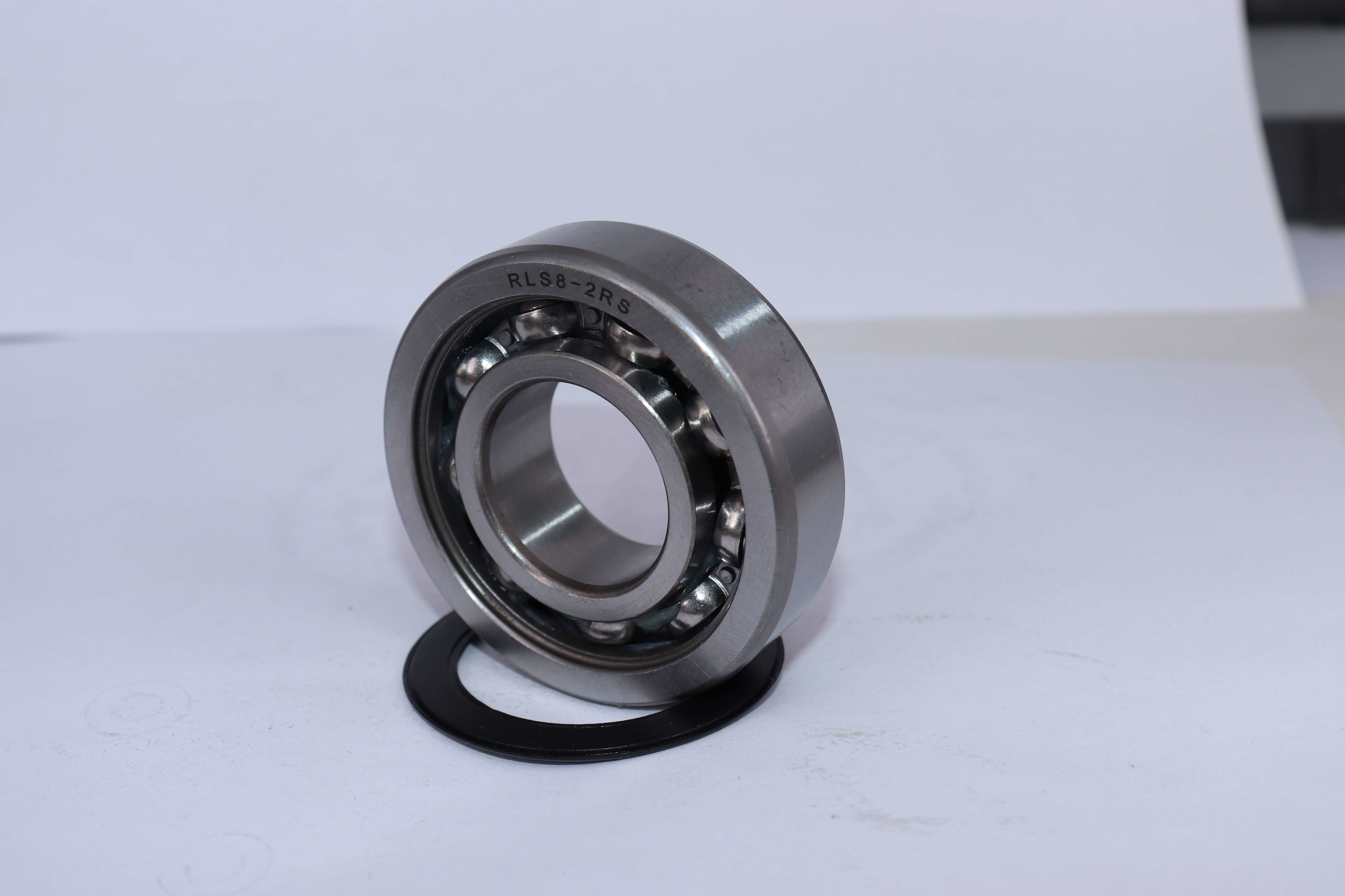 High Mechanical Efficiency Nonstandard Deep Groove Ball Bearings RLS8-2RS 25.4*57.15*15.88mm