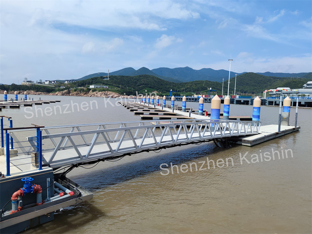 High Quality Marine Grade 6061 T6 Aluminum Gangway Used Marina Dock Ramps Yacht With Handrail