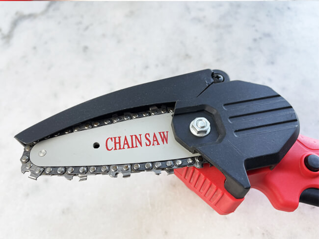 4 Inch Cordless Battery Powered Handheld Mini Chainsaw For Tree Branch