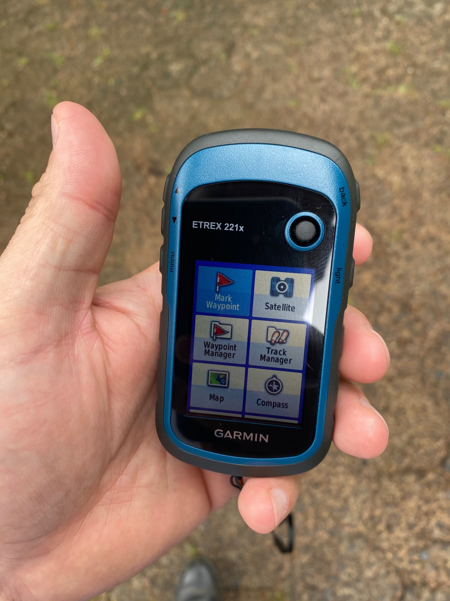 Garmin Etrex 221x Outdoor / Indoor Handheld GPS Rugged GPS Navigator