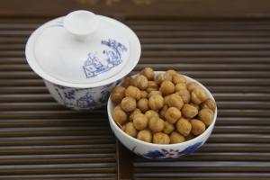 Wholesale Low Fat Wasabi Roasted Chickpeas Snack , Crunchy Baked Chickpeas Hard Texture from china suppliers