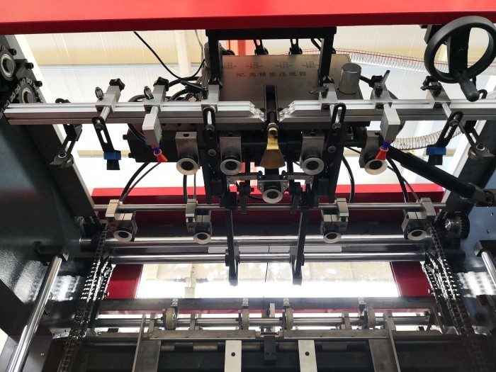 JIGUO 1060 Automatic Die Cutting Machine Auto Cutting Creasing Machine Paper Package
