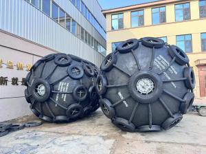 Wholesale ISO-9001 High Quality Marine Ship Pneumatic Rubber Fender from china suppliers