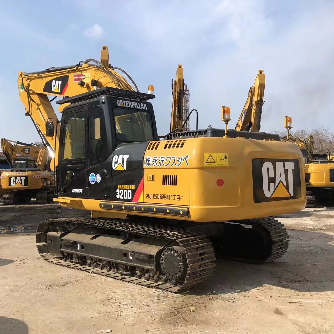 Cat 330D Excavator with Crawler Chain Second Hand Caterpillar Excavator at Affordable