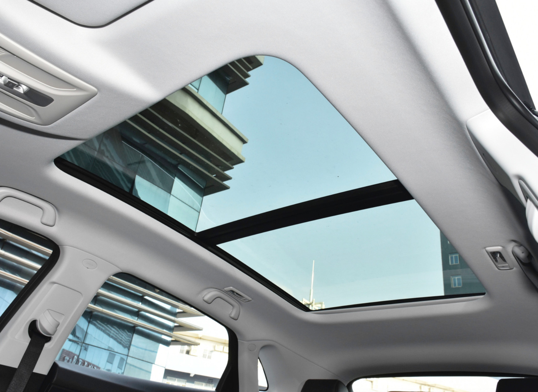 Changan UNI-K EV 2022 Lanjing IDD 130Km 1.5T Honourable Version Turbo Charged SUV