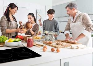 Wholesale Modern Kitchens Ceramic 590X520mm Electric Induction Stove from china suppliers
