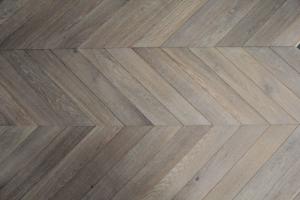 Wholesale Smoked &amp; White Oiled Oak Chevron Engineered Wood Flooring from china suppliers