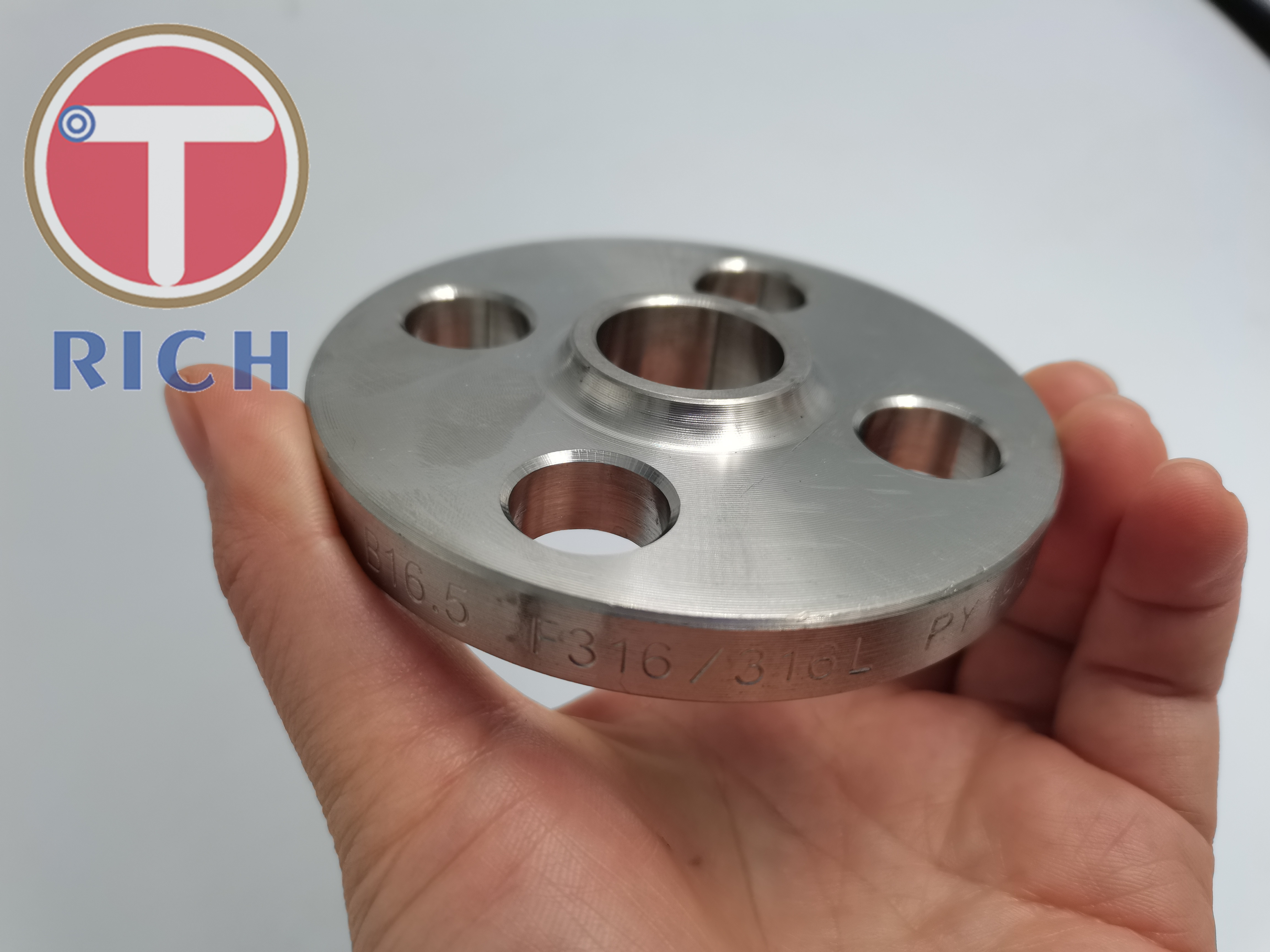 Oiled ASTM A105 Carbon Steel Slip On Flanges JIS 10K