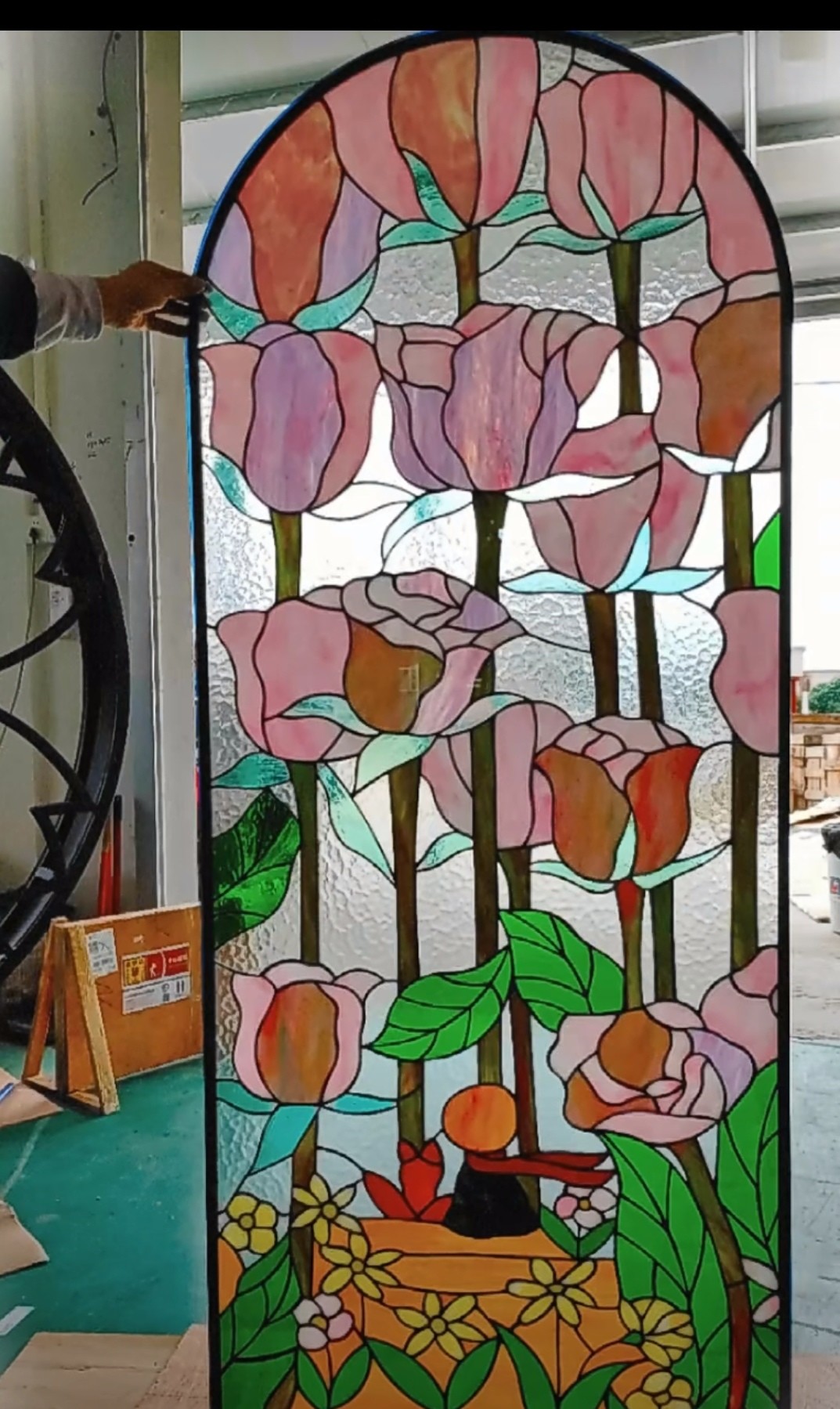 Decorative Glass Door OEM ODM Custom Living Room Furniture Cabinet Wall Glass Panel Luxury Glass Decor