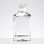 250ml Glass Bottle for Beverage Square Design Base Material Glass Industrial