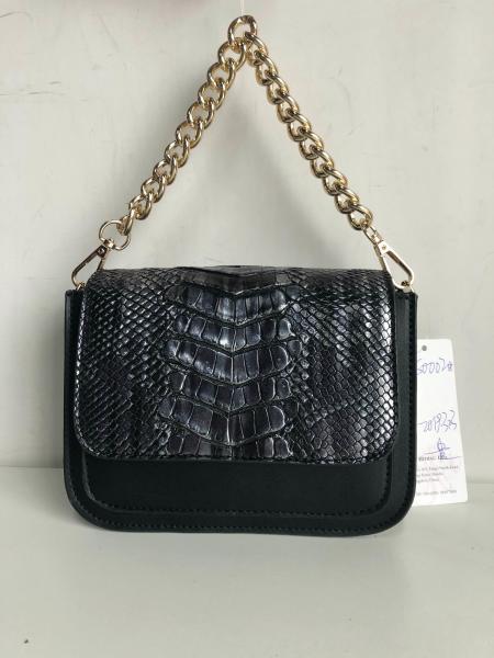 Wholesale latest design women ladies Chains Crossbody Bag Women pu leather
