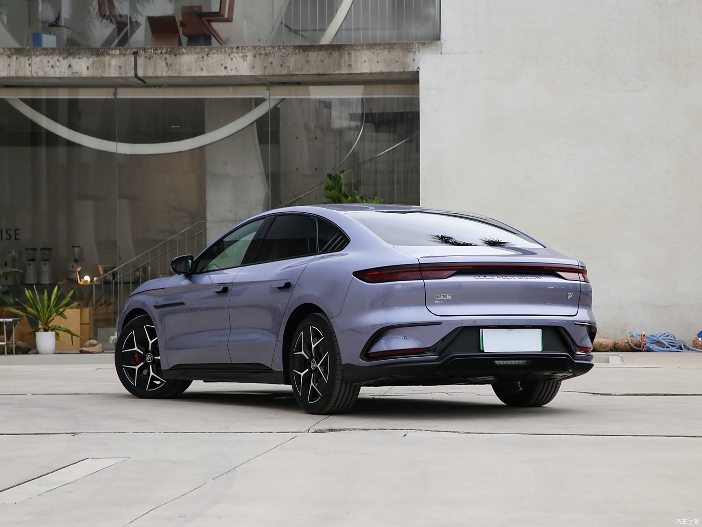 Byd Han Ev Flagship Electric Smart Coupe Car 4WD Sport Sedan BYD Long Range New Energy Electric Vehicle