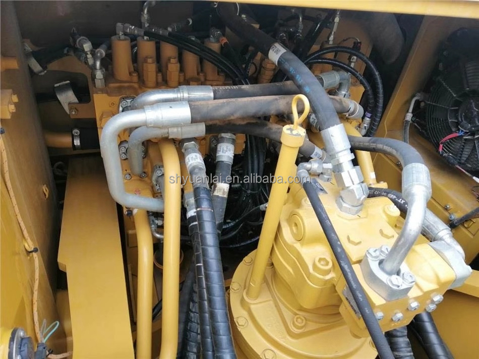High Power CAT326D2 Excavator with Low Machine Weight and Low Working Hours in Shanghai