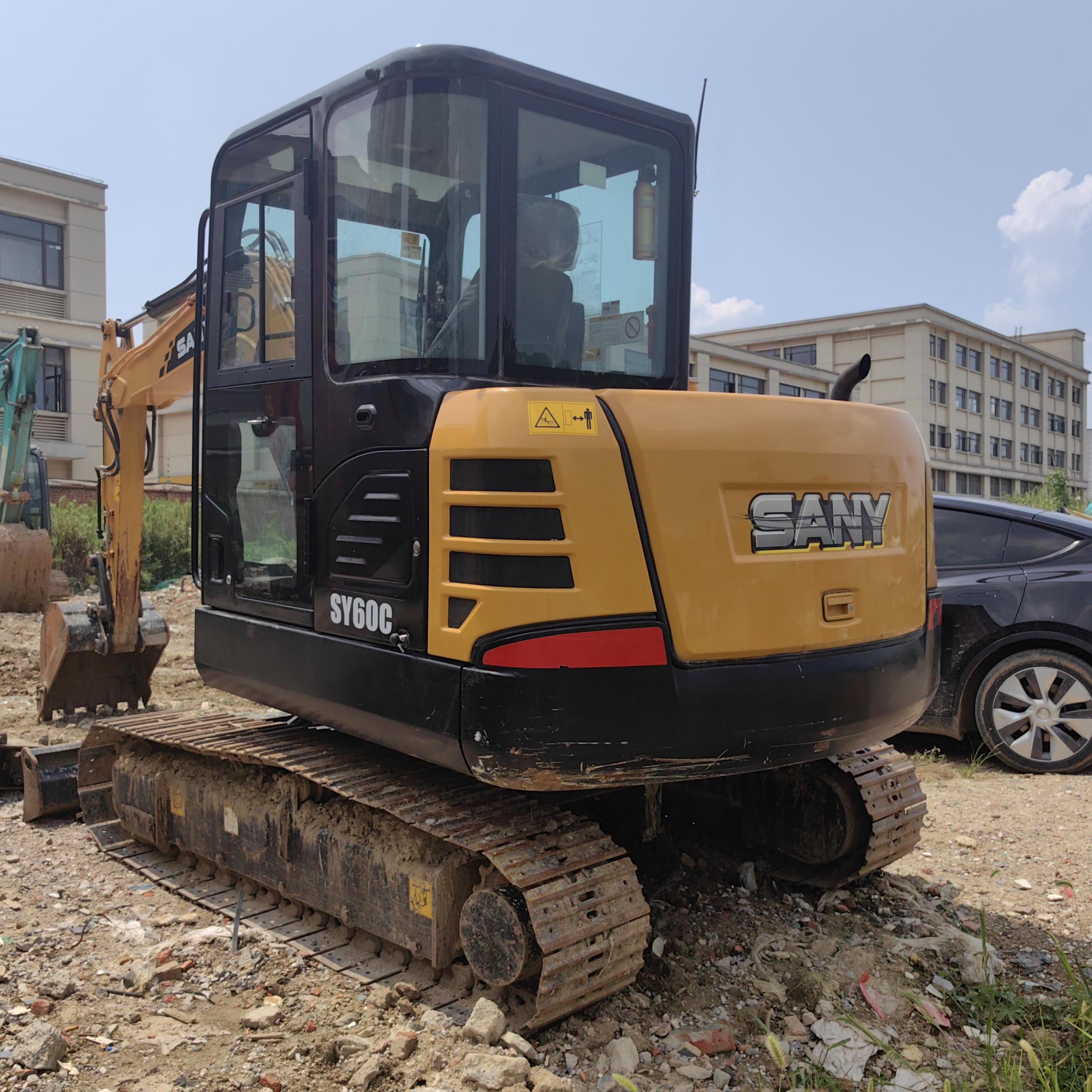 0.21m3 Bucket 6ton Used Sany Excavators Middle Used Excavator Digger For Sany SY60