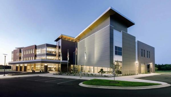 Eco Friendly Industrial Pre Engineered Metal Buildings Steel Structure Weather
