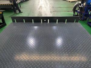 Wholesale 10000KG Load Roll Off Truck Dock Leveler With Safety Barrier from china suppliers