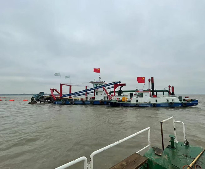 18inch Model Sand Dredging Machine For Dredging Needs In Various Industries Suction Dredger Ship