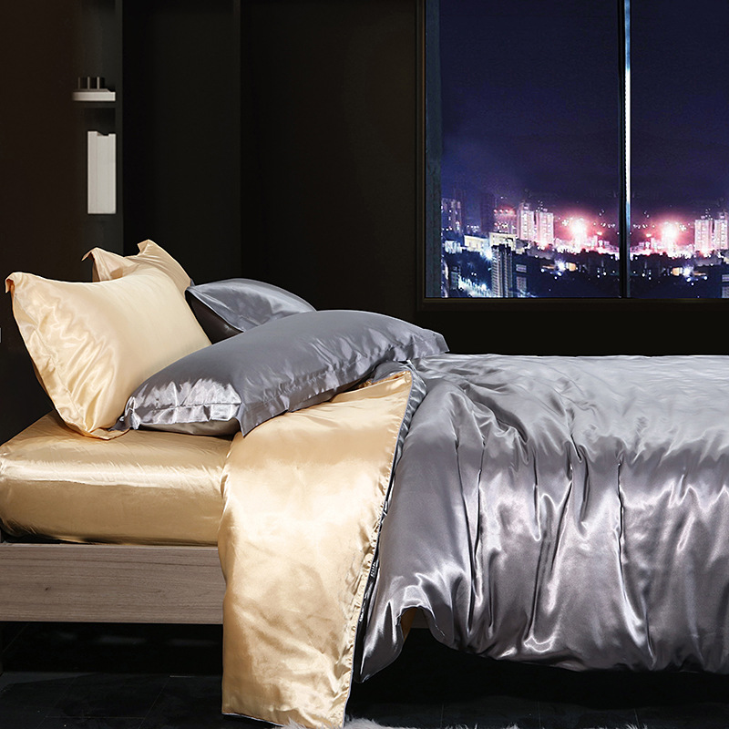 Luxury 20*36in 16mm Mulberry Silk Bedding Set Grade A For Motel