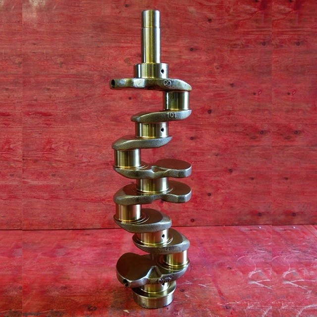 PC200 Excavator Engine Crankshaft S4D130 4D120 For Komatsu 6110-33-1112