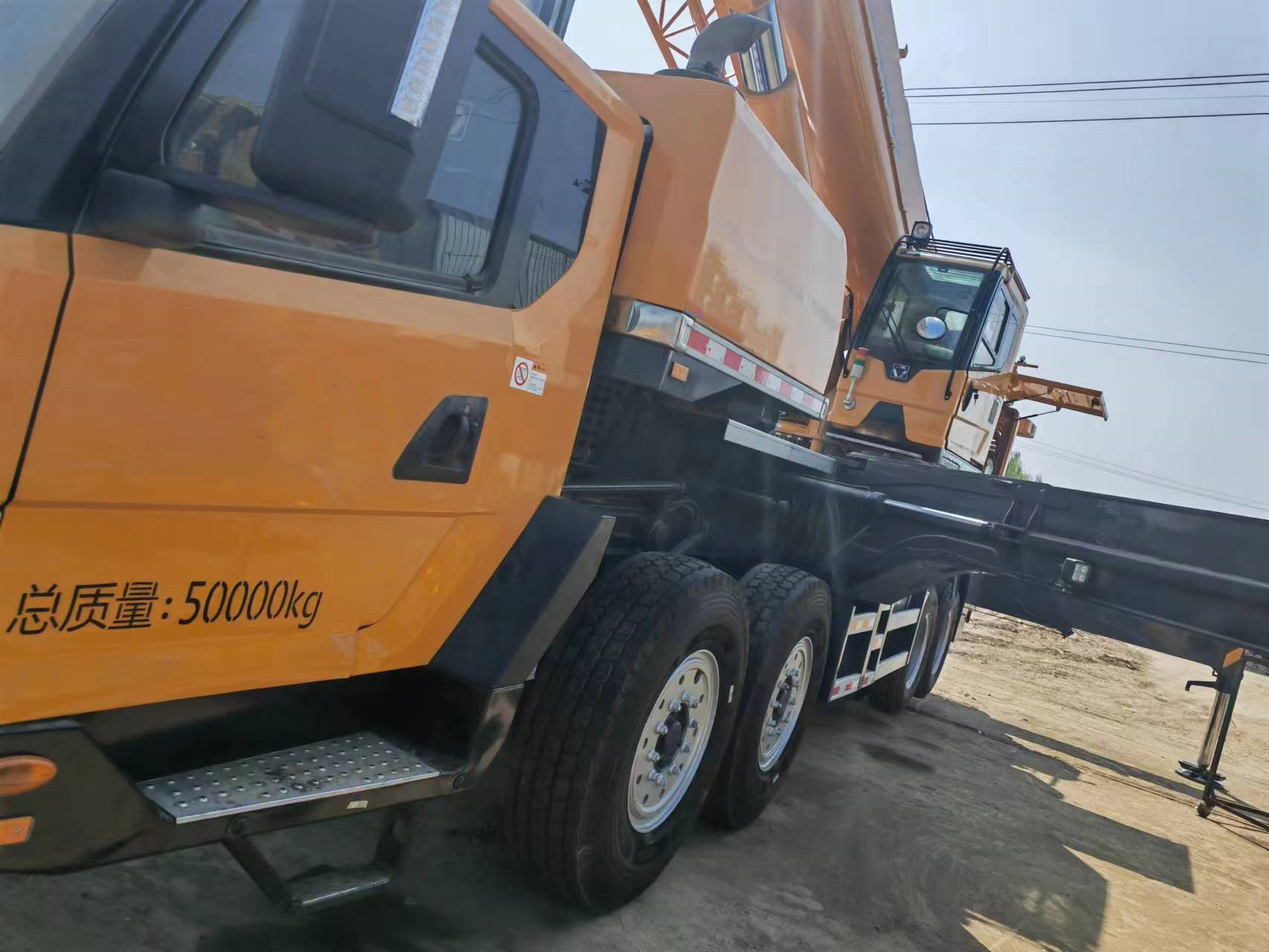 130 Ton Crane XCT130 Telescopic Spider Crane Truck Original Color Working Hours 2001-4000