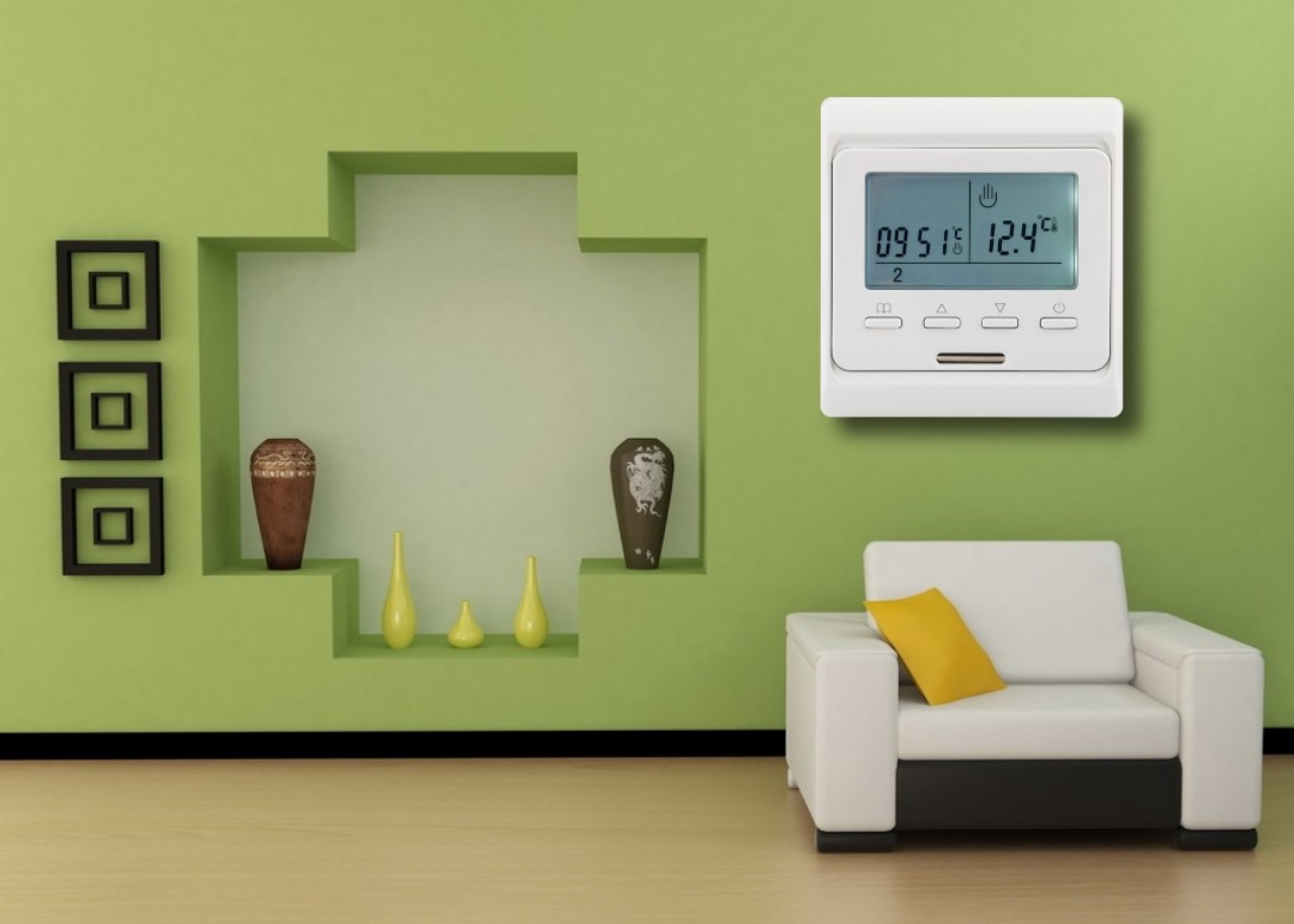 Universal Digital 16A 230V Weekly Programmable LCD Display Thermostat