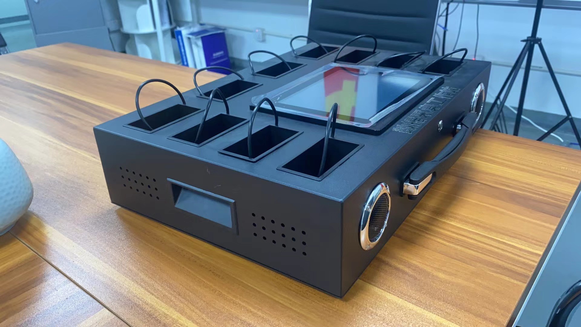 FCC body worn camera docking station with 1x RJ45 1xUSB 3.0 Interface