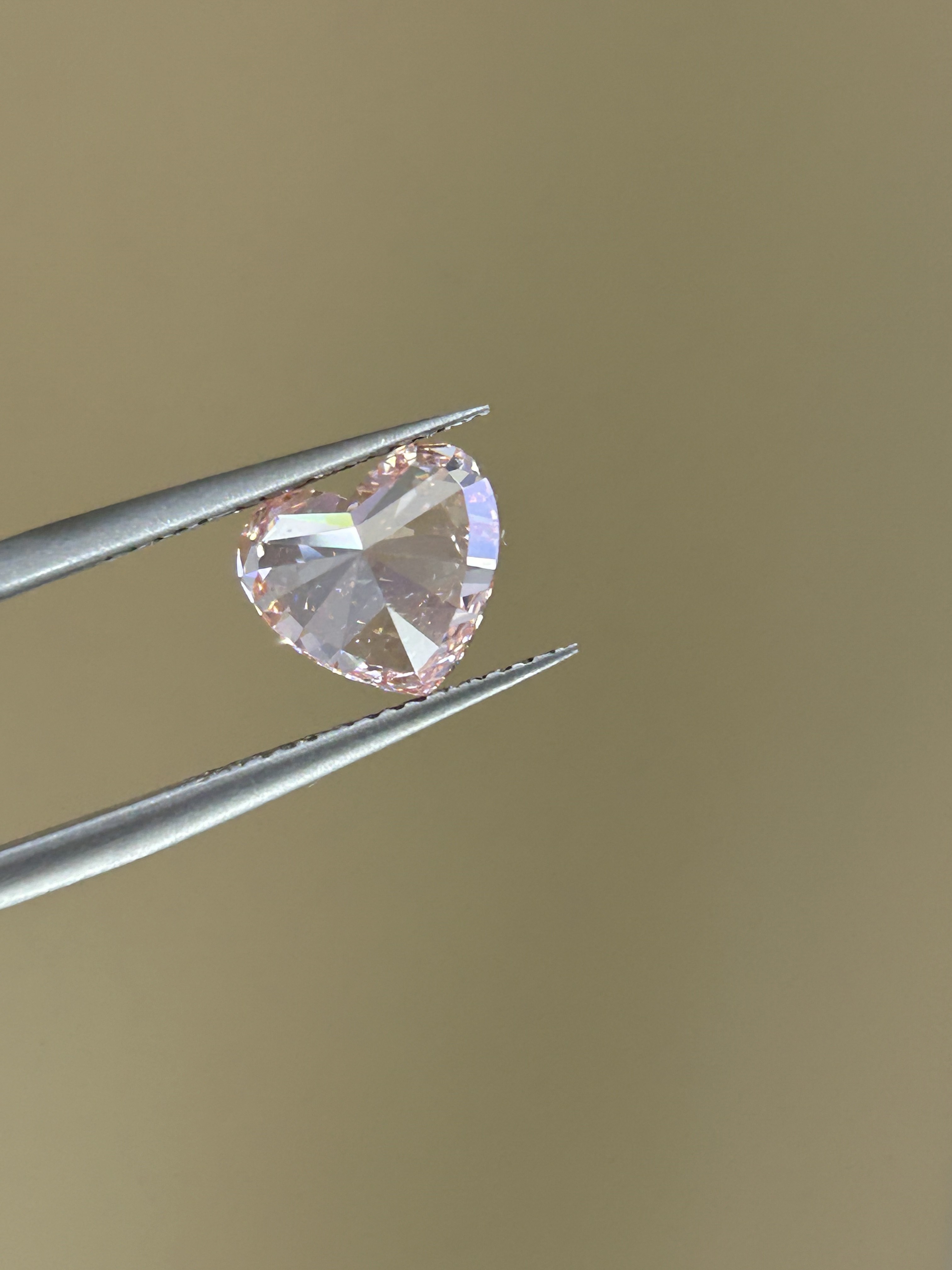 Fancy Intense Pink Heart Shape Lab Grown Diamonds IGI Certified Diamonds Pink Diamonds