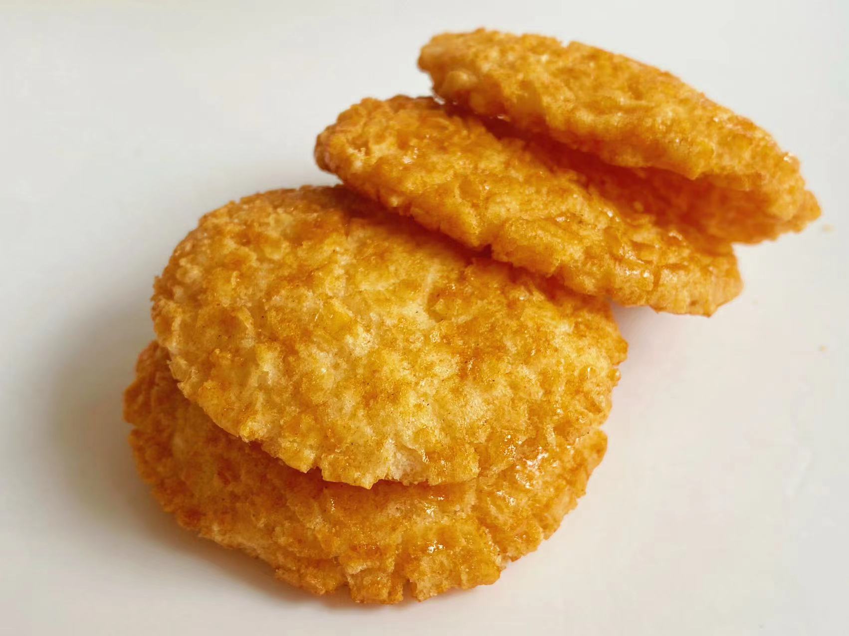 Round Senbei Rice Crackers OEM Low Calorie Rice Cakes 0.3 Kg