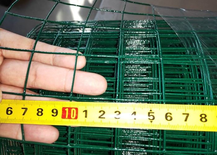 Green PVC Coated Welded Wire Mesh Fencing