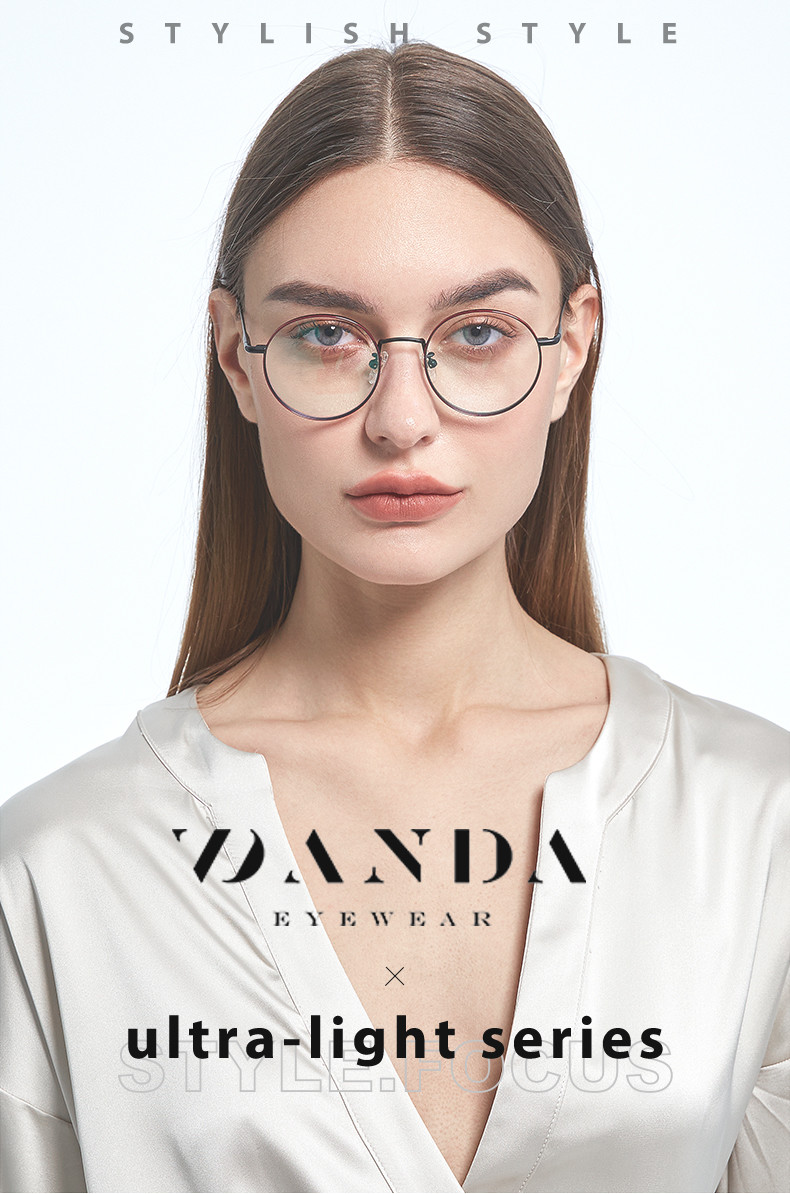 Round Titanium Frame Glasses 145mm Anti Blue Light Glasses Can Change Myopic
