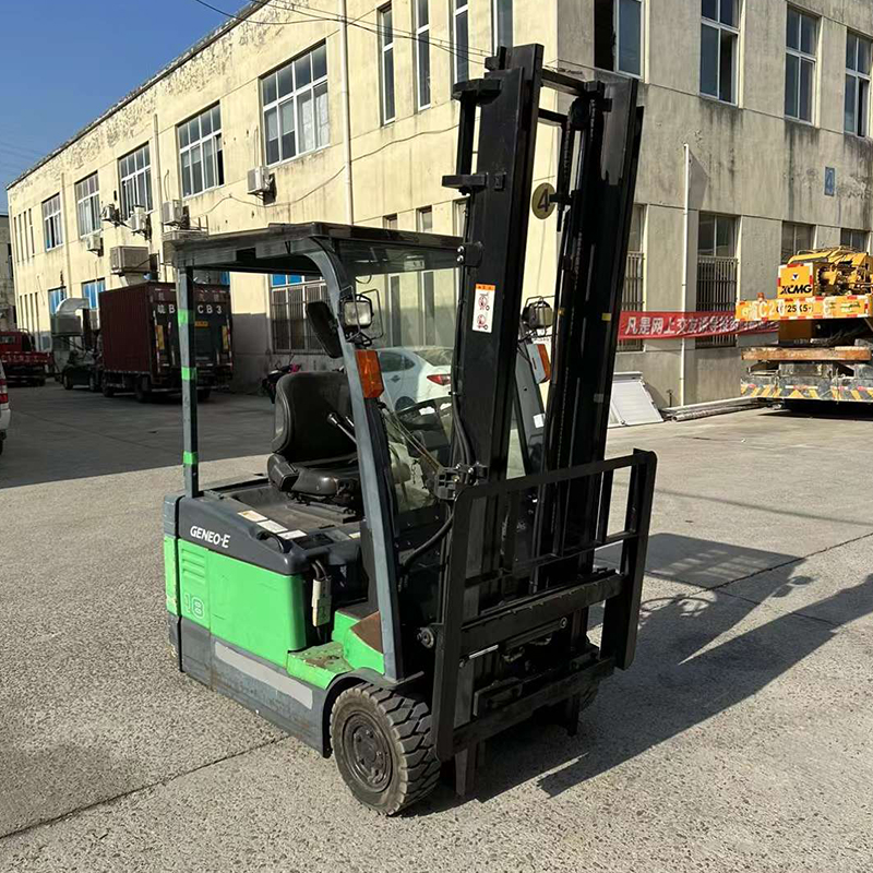 High Capacity 1.5ton/2ton/2.5ton/3ton/3.5ton Electric Forklift Truck with Diesel Engine