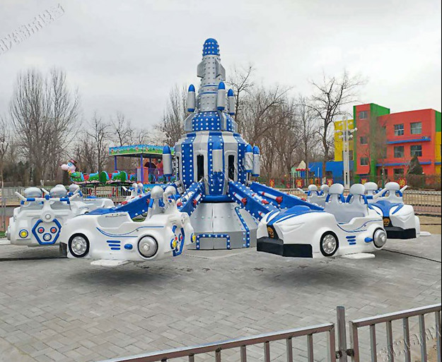 Outdoor Amusement Flying Car Rotating Lift Automatic Control Aircraft Play Equipment