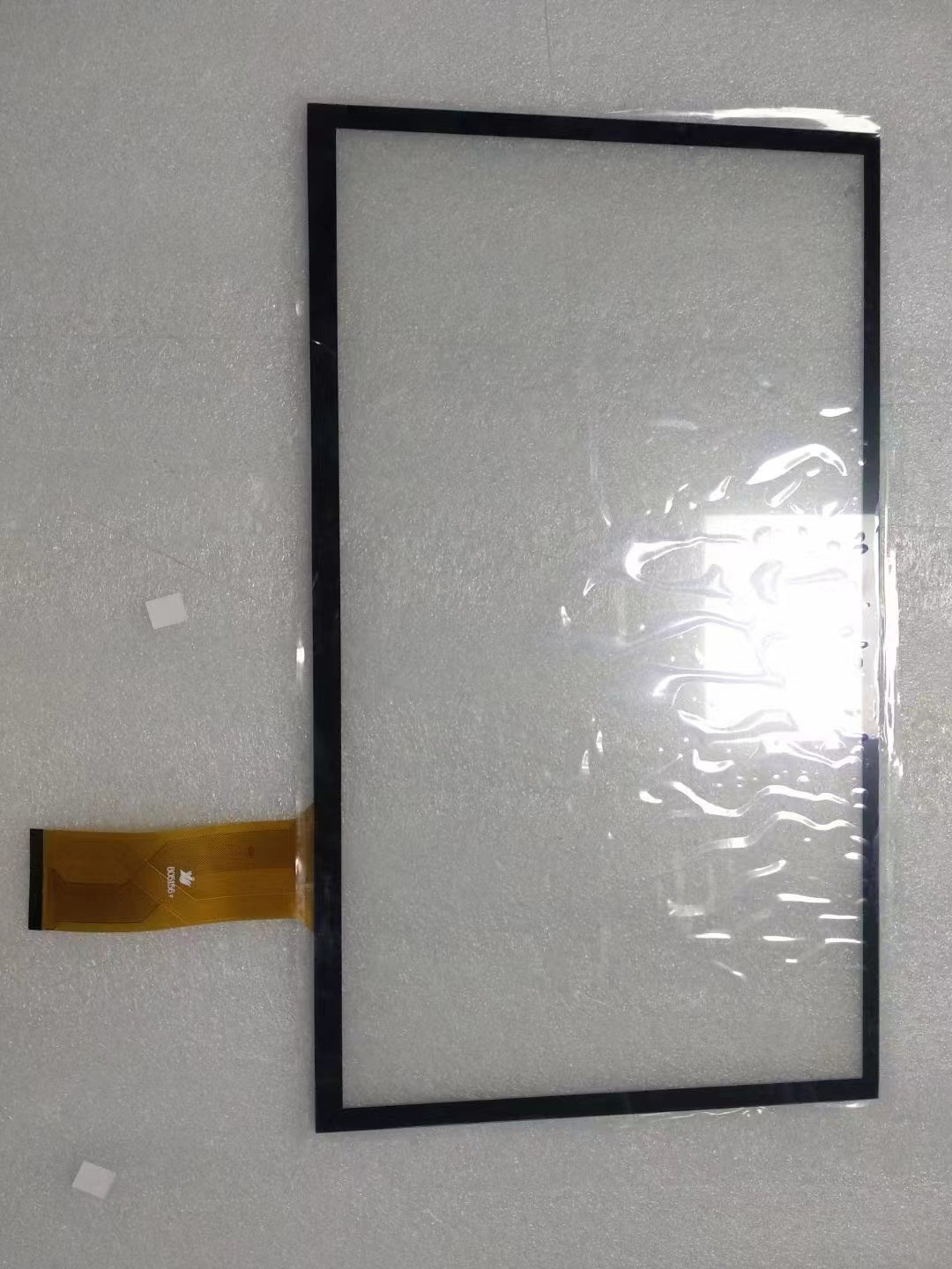 Narrow bezel ITO touch screen