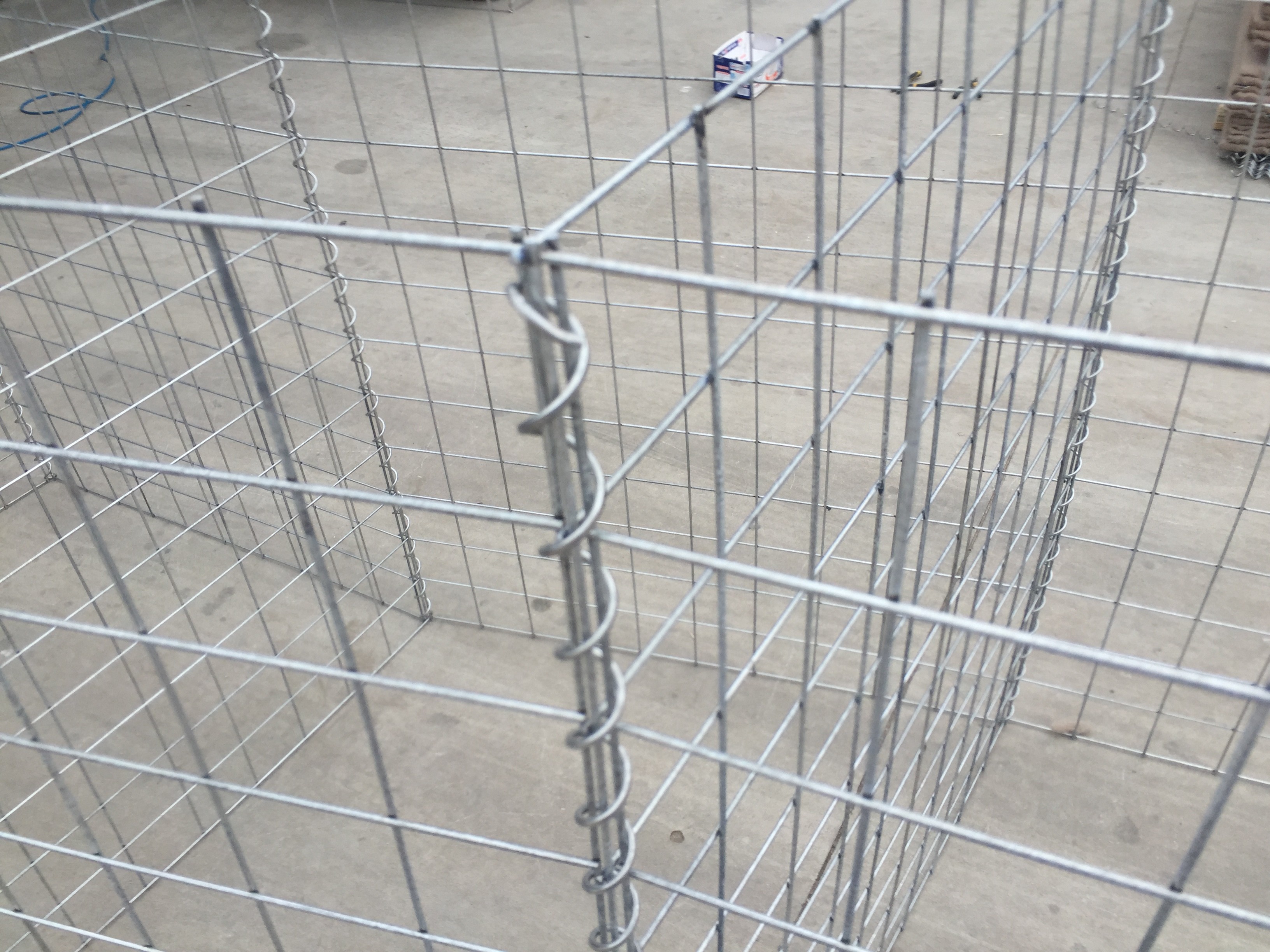 defensive flood barrier hesco barrier for sale